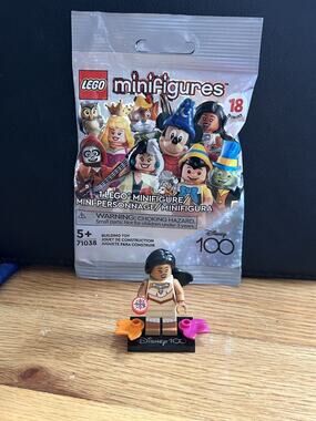 LEGO Disney 100 minifigures Pocahontas